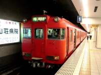 train-6235-sakaemachi.JPG